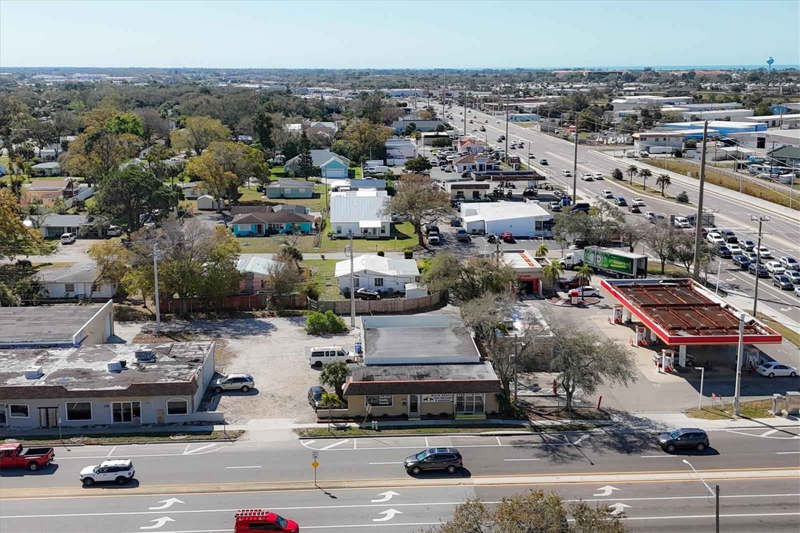 NORTH EDGEWOOD SEC OF VENICE - Commercial Sale