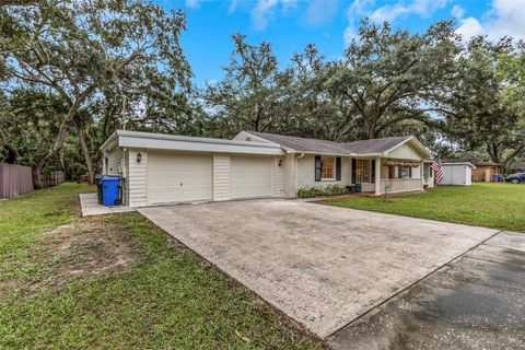 A home in TAMPA