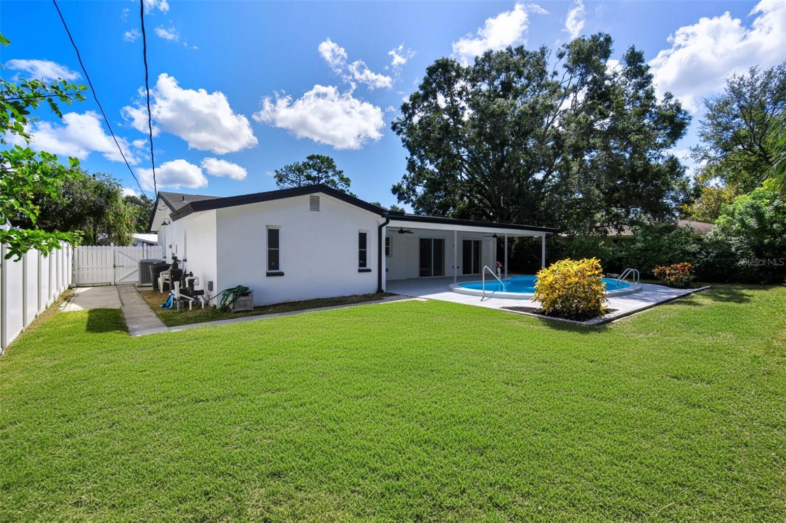 SUNSET HIGHLANDS - Residential