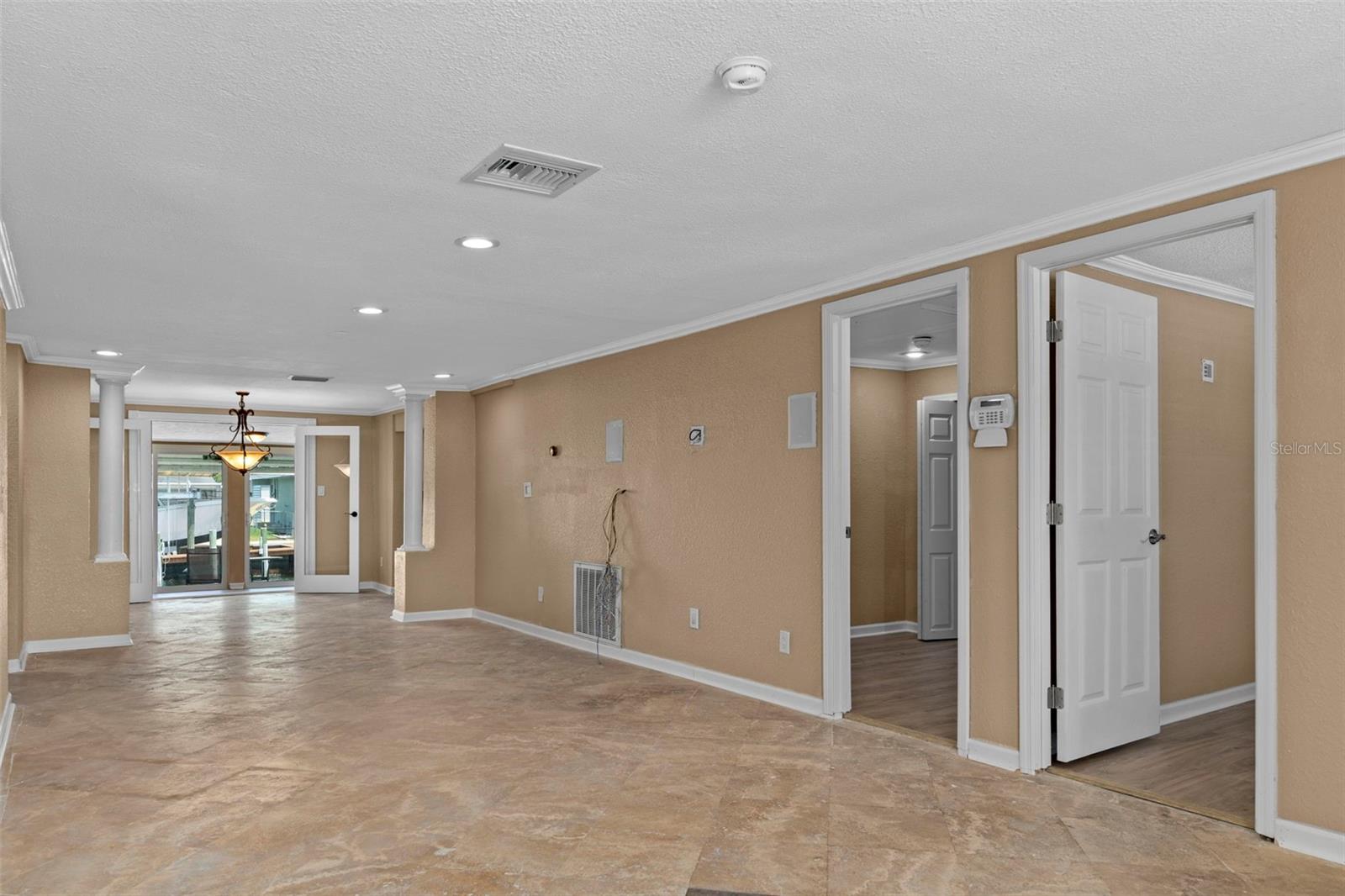 HUDSON BEACH ESTATES - Residential