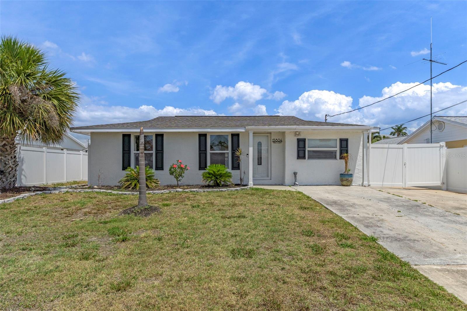 HUDSON BEACH ESTATES - Residential