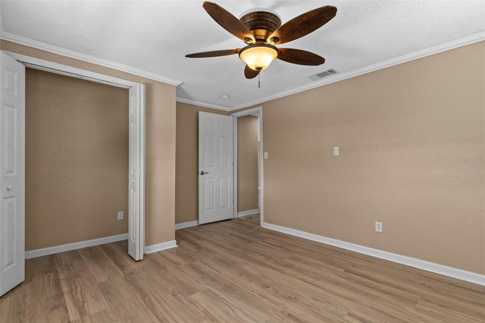 HUDSON BEACH ESTATES - Residential