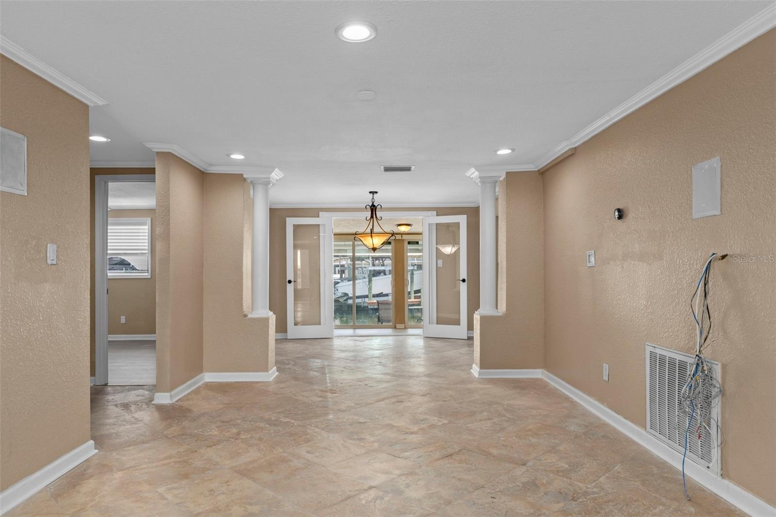 HUDSON BEACH ESTATES - Residential