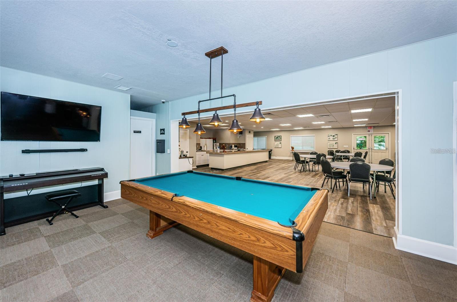 ANCHORAGE OF TARPON LAKE UNIT THREE THE - Residential