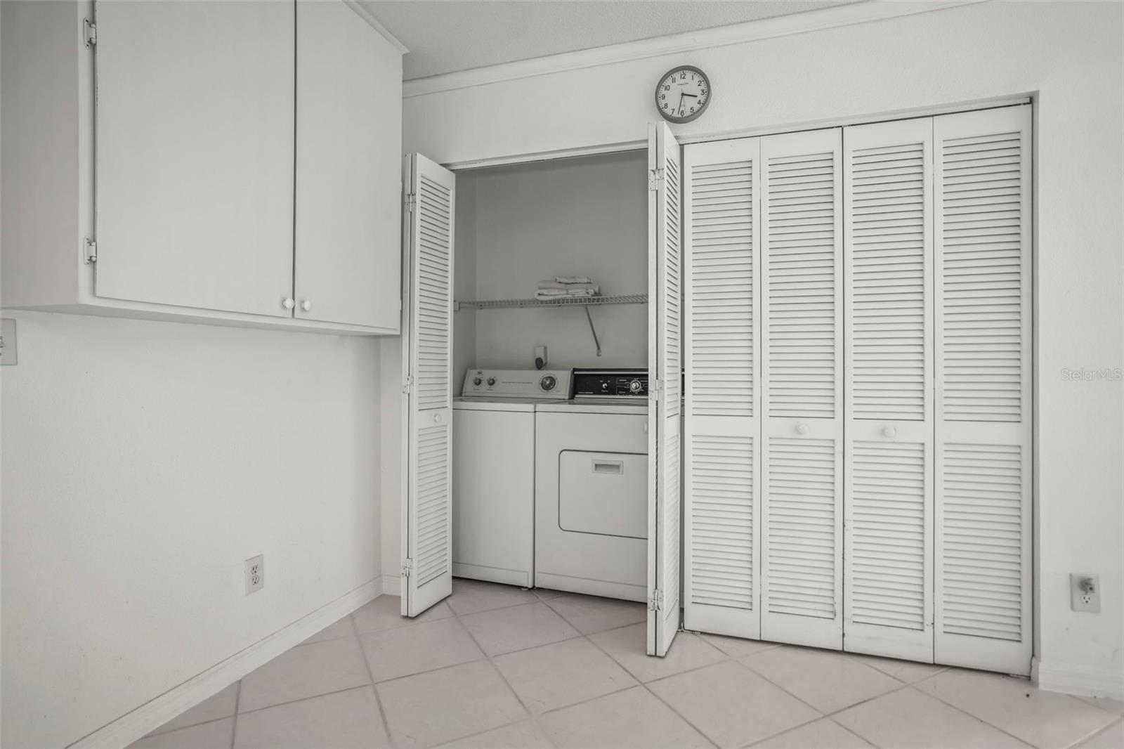 ANCHORAGE OF TARPON LAKE UNIT THREE THE - Residential