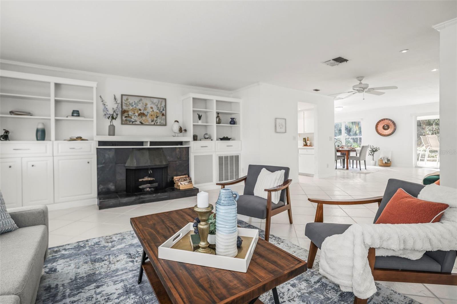 ANCHORAGE OF TARPON LAKE UNIT THREE THE - Residential