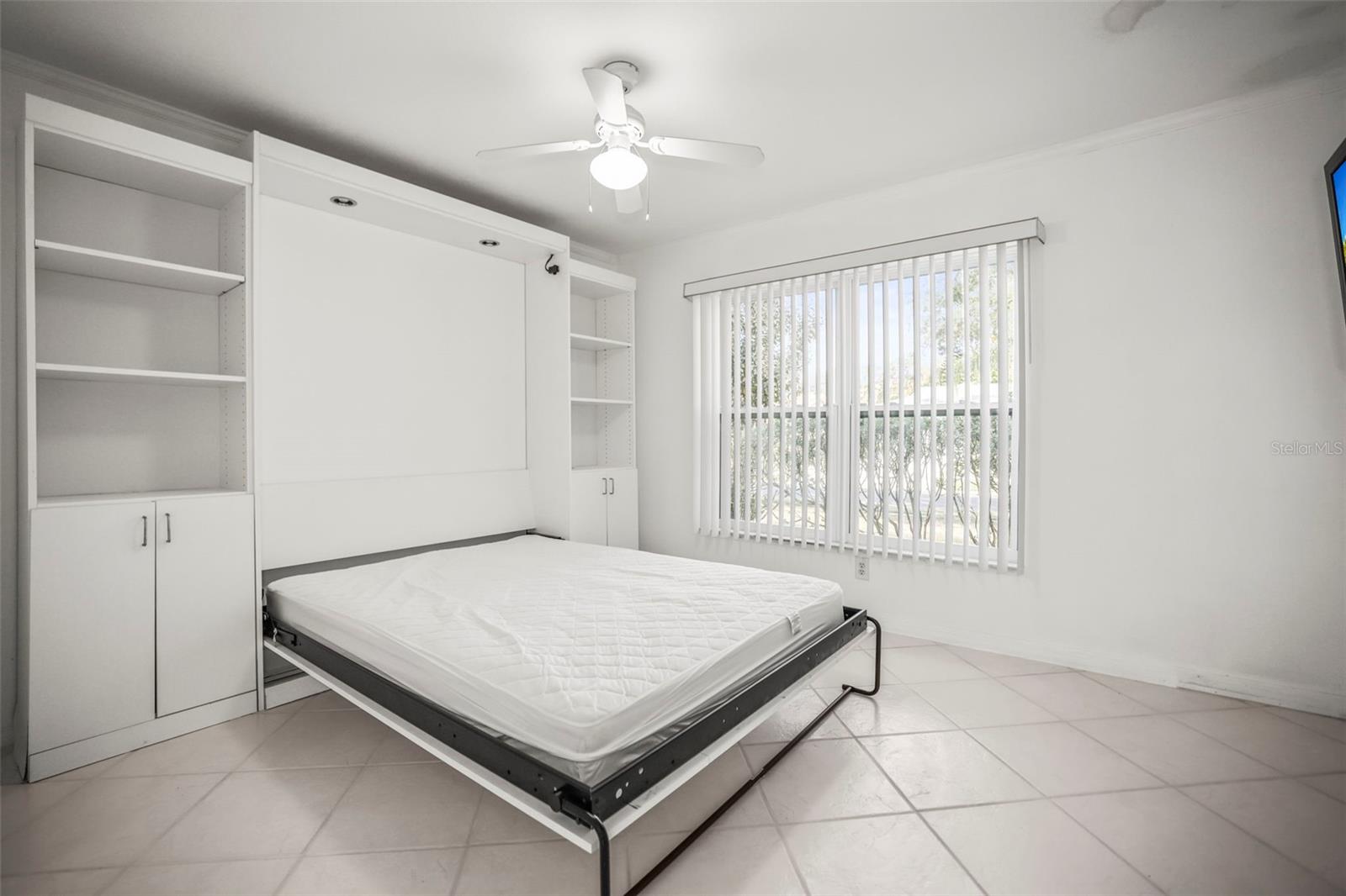 ANCHORAGE OF TARPON LAKE UNIT THREE THE - Residential