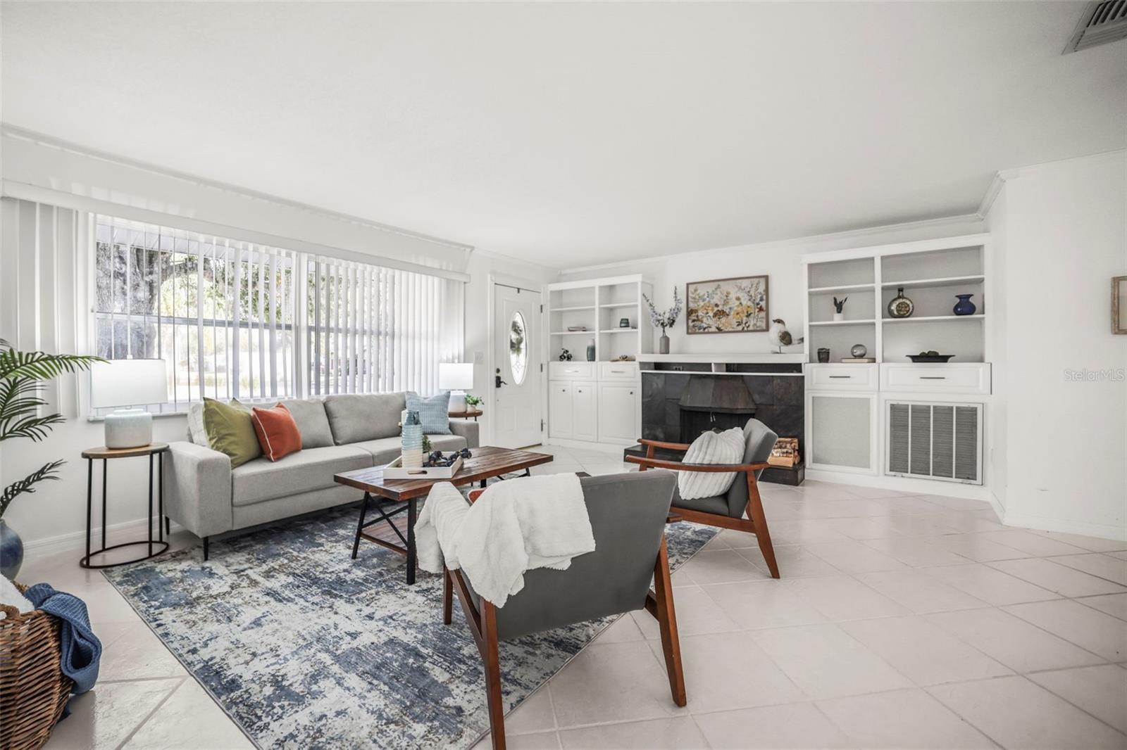 ANCHORAGE OF TARPON LAKE UNIT THREE THE - Residential