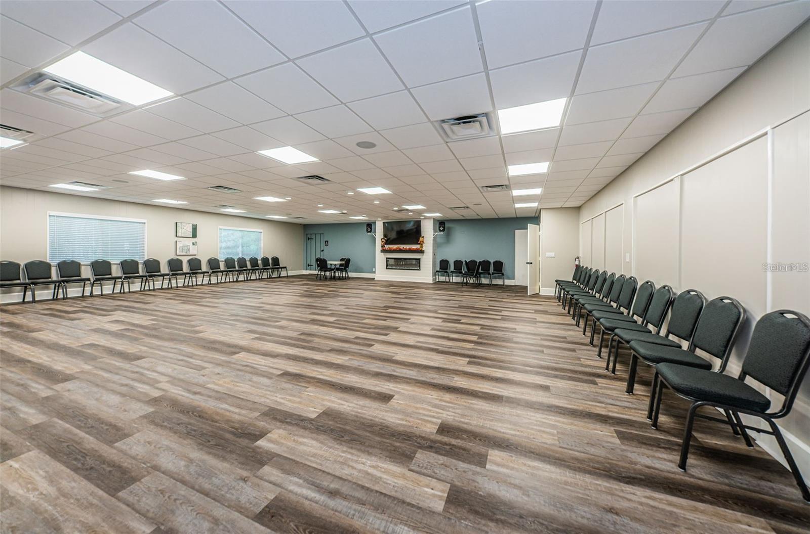 ANCHORAGE OF TARPON LAKE UNIT THREE THE - Residential