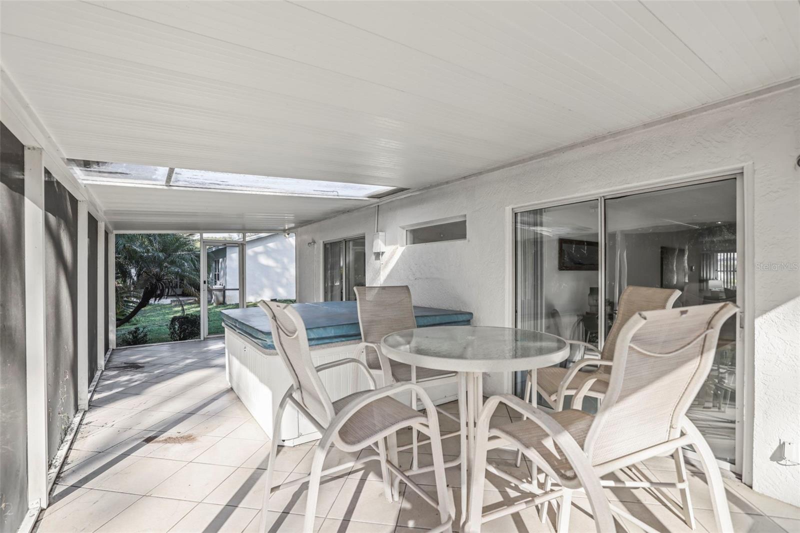 ANCHORAGE OF TARPON LAKE UNIT THREE THE - Residential