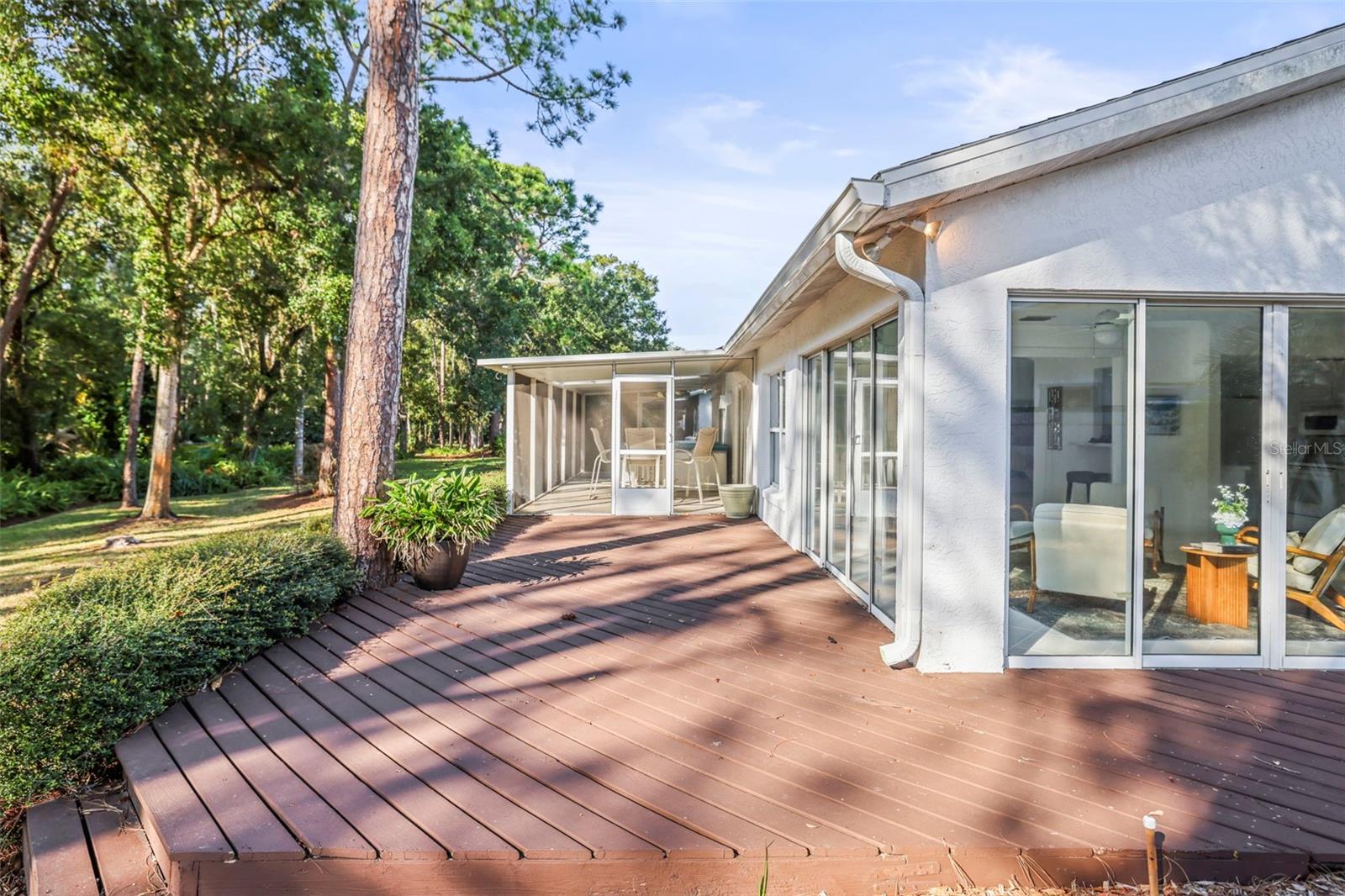 ANCHORAGE OF TARPON LAKE UNIT THREE THE - Residential