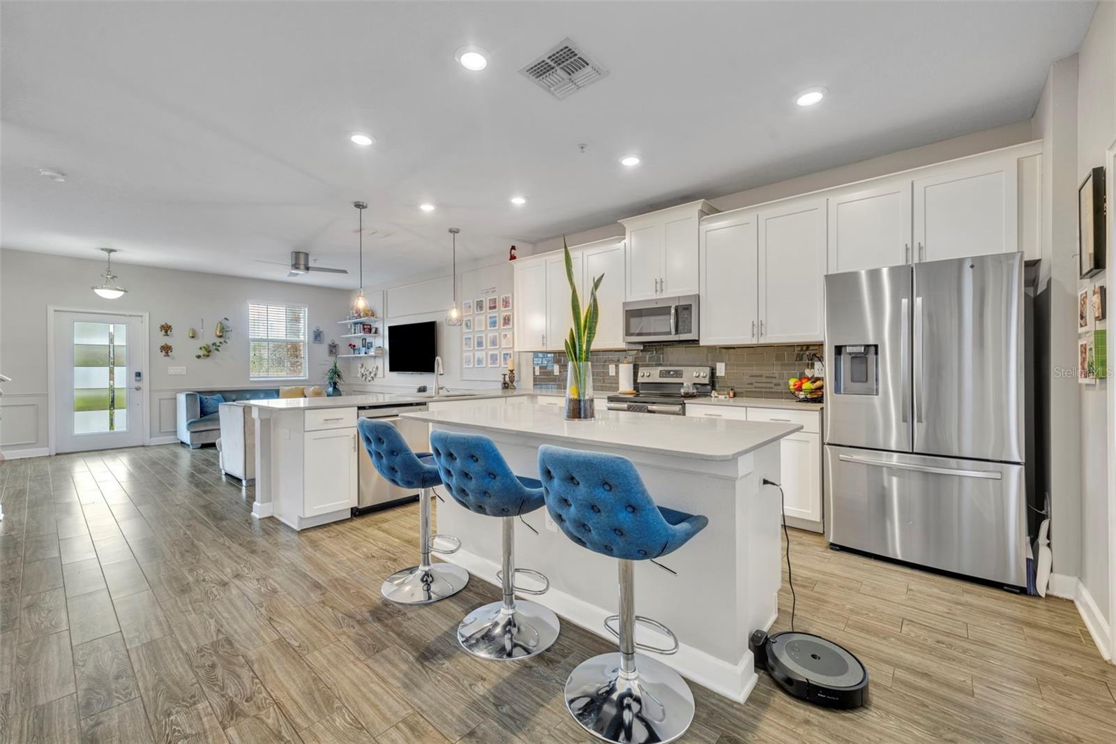 STOREY PARK PH 3 - Residential Lease