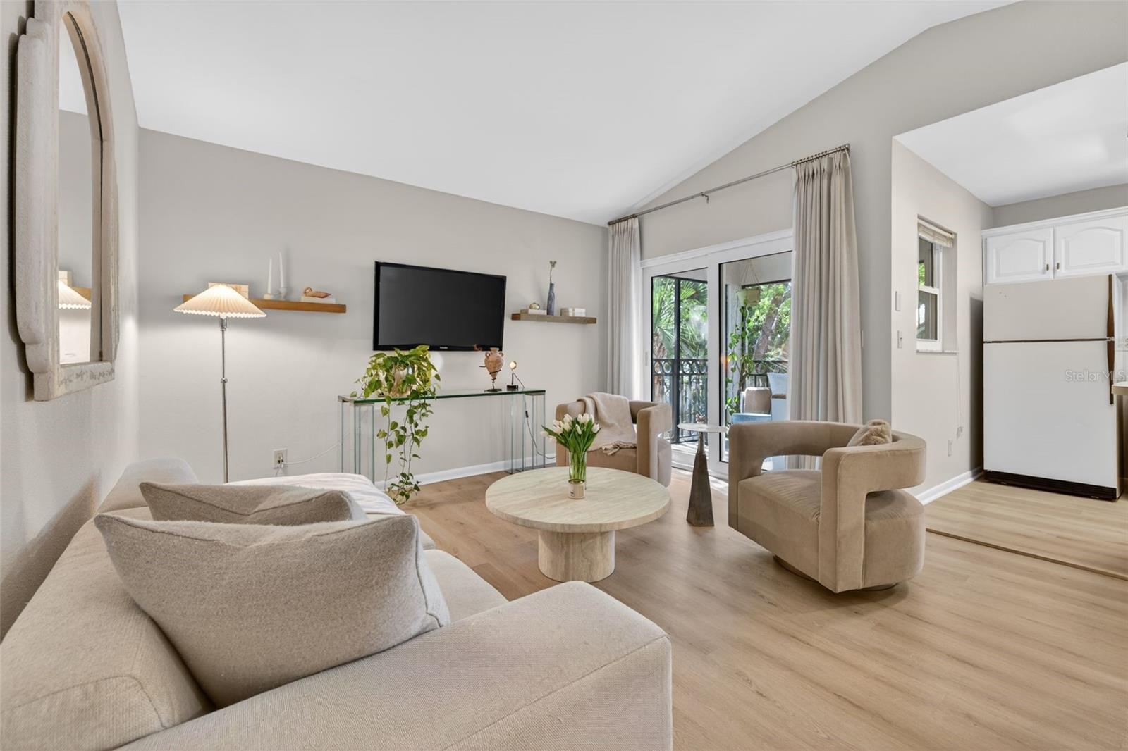 PLAZA VILLAS ONE CONDO - Residential