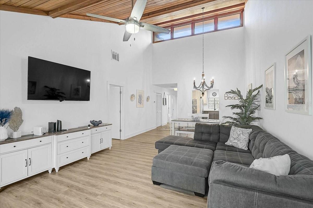 PINE BAY FOREST - Residential