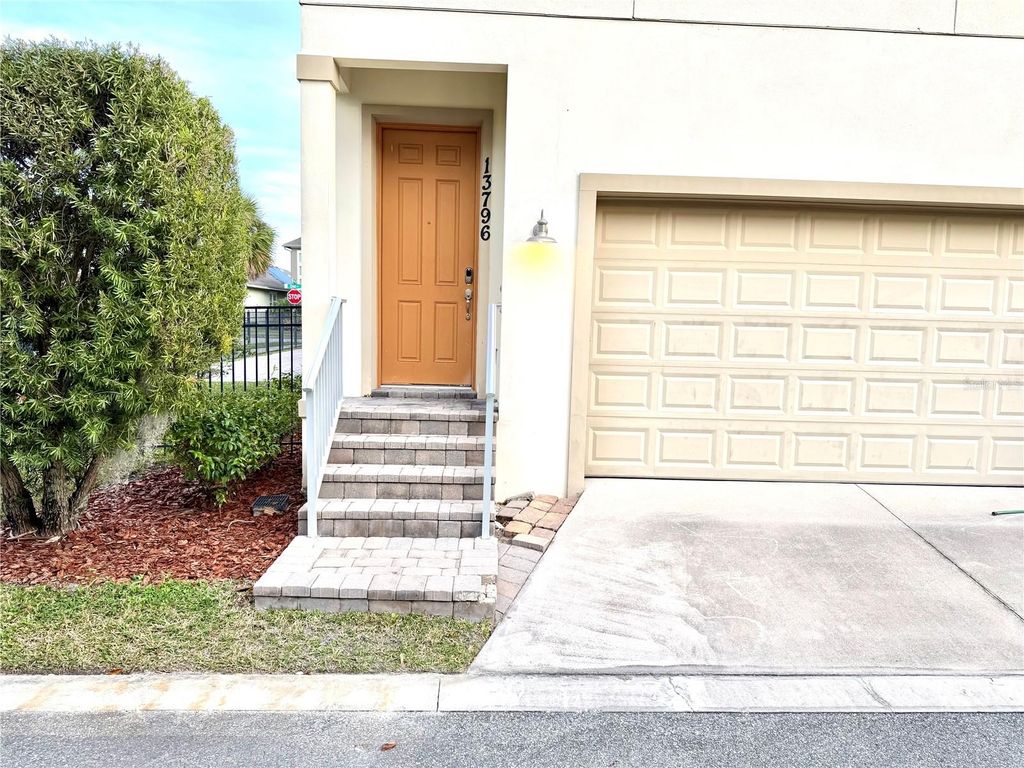 Photo of 13796 Eliot Avenue, Orlando, FL 32827 (MLS # O6366051)