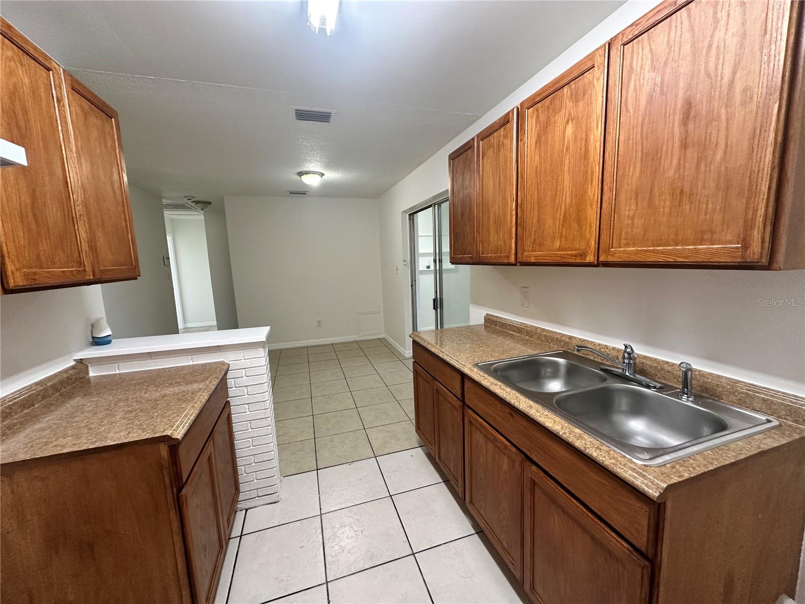 RICHMOND HEIGHTS - Residential Lease