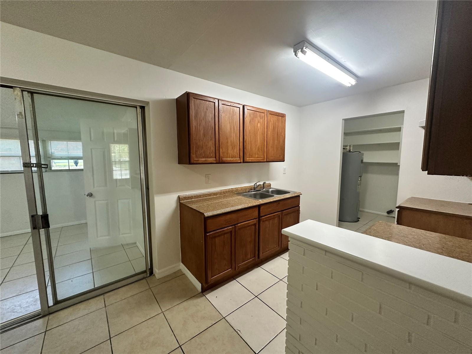 RICHMOND HEIGHTS - Residential Lease