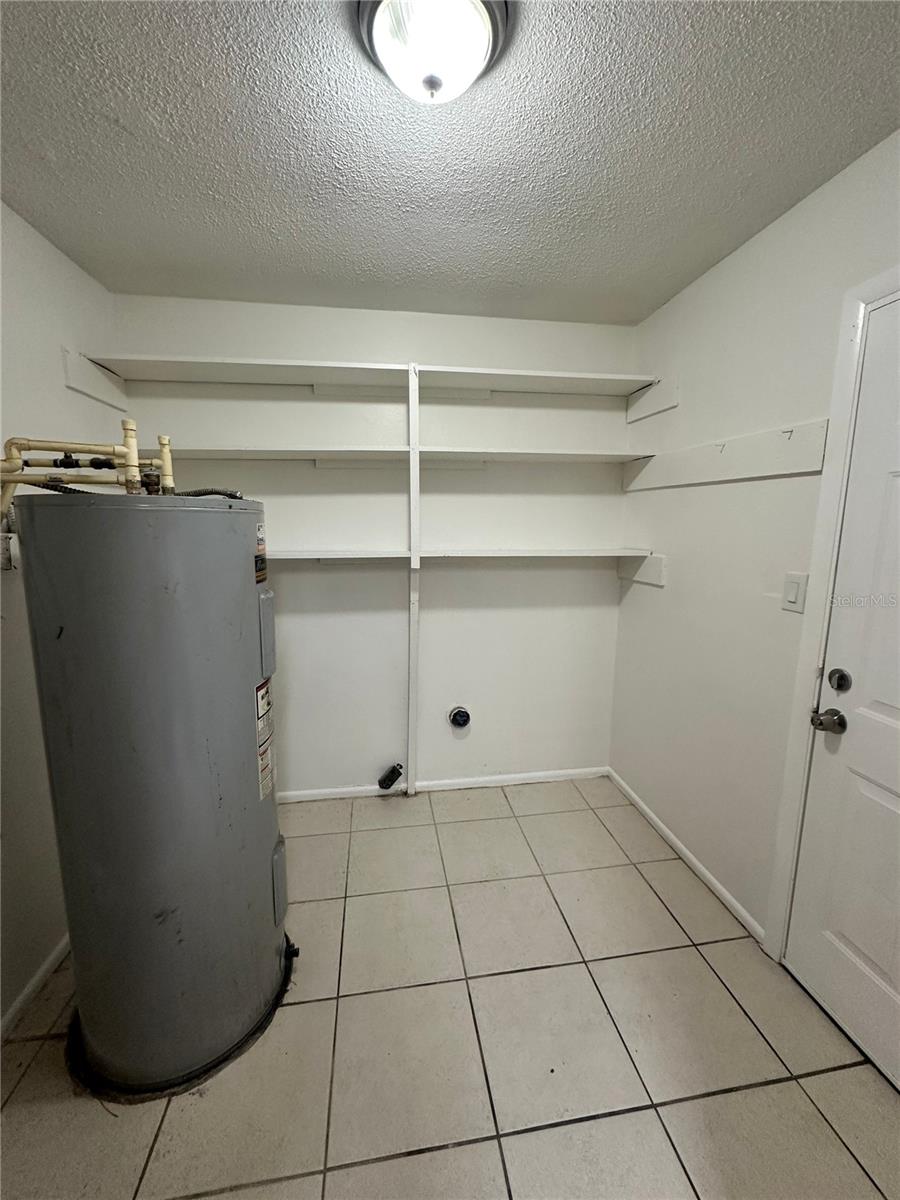 RICHMOND HEIGHTS - Residential Lease