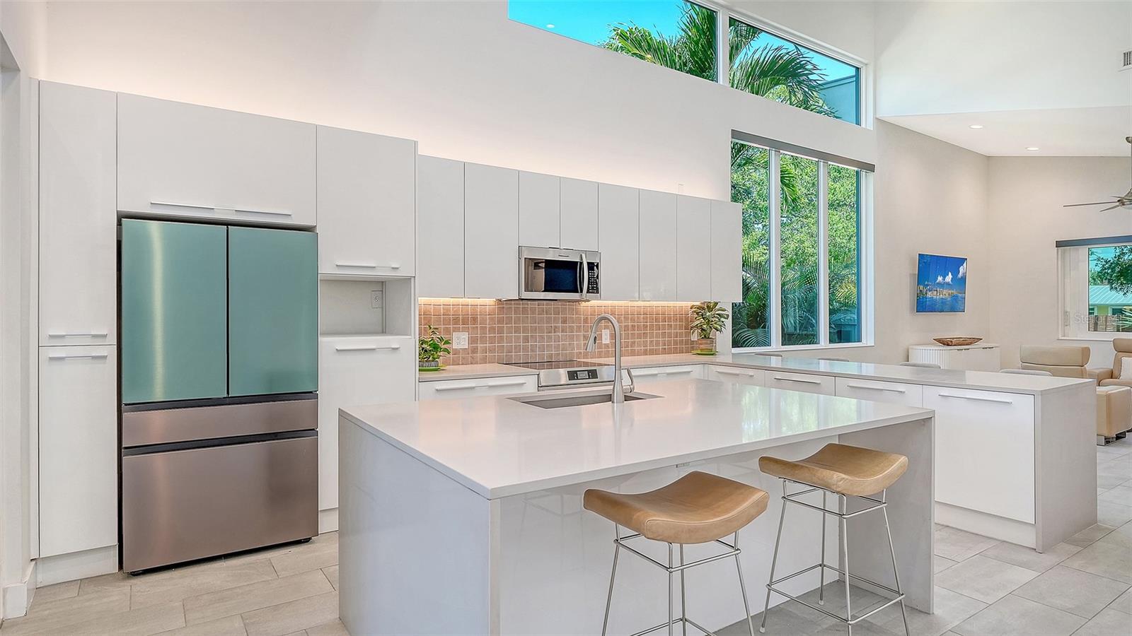 LA LINDA TERRACE - Residential