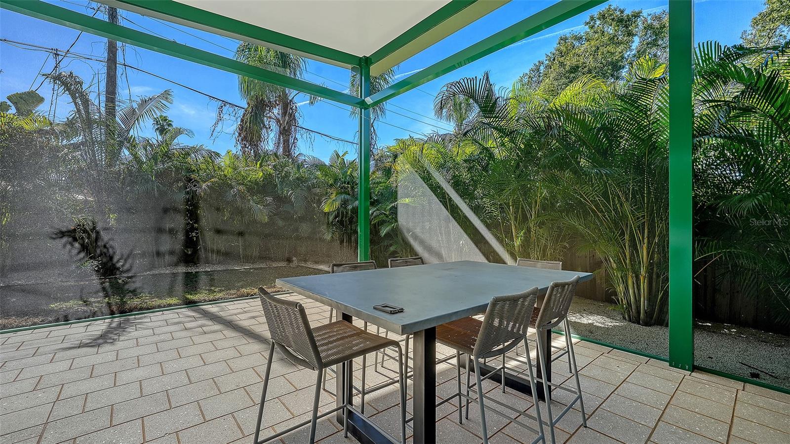 LA LINDA TERRACE - Residential