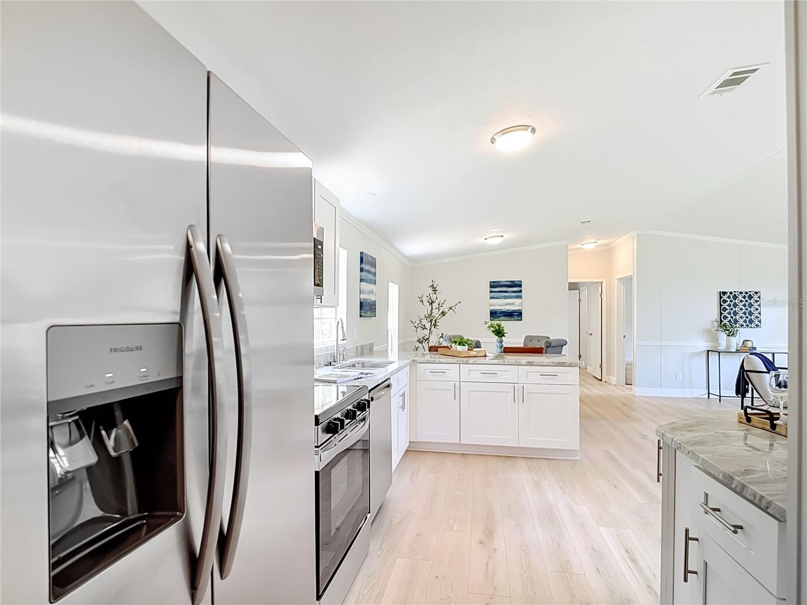 HIGHLAND MEADOWS - Residential
