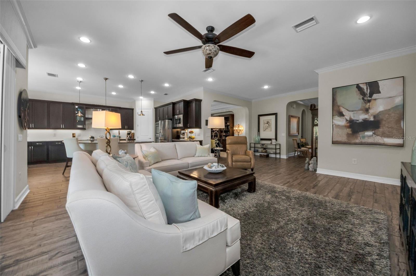 VILLAGES/TRINITY LAKES - Residential