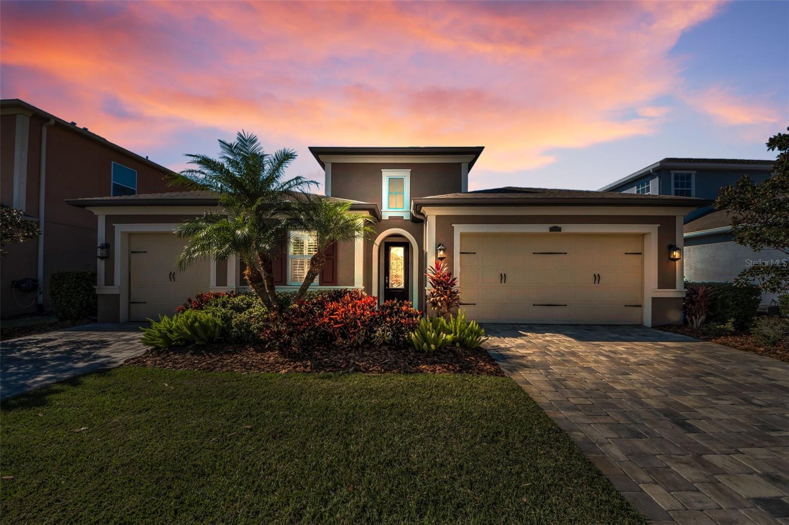 VILLAGES/TRINITY LAKES - Residential