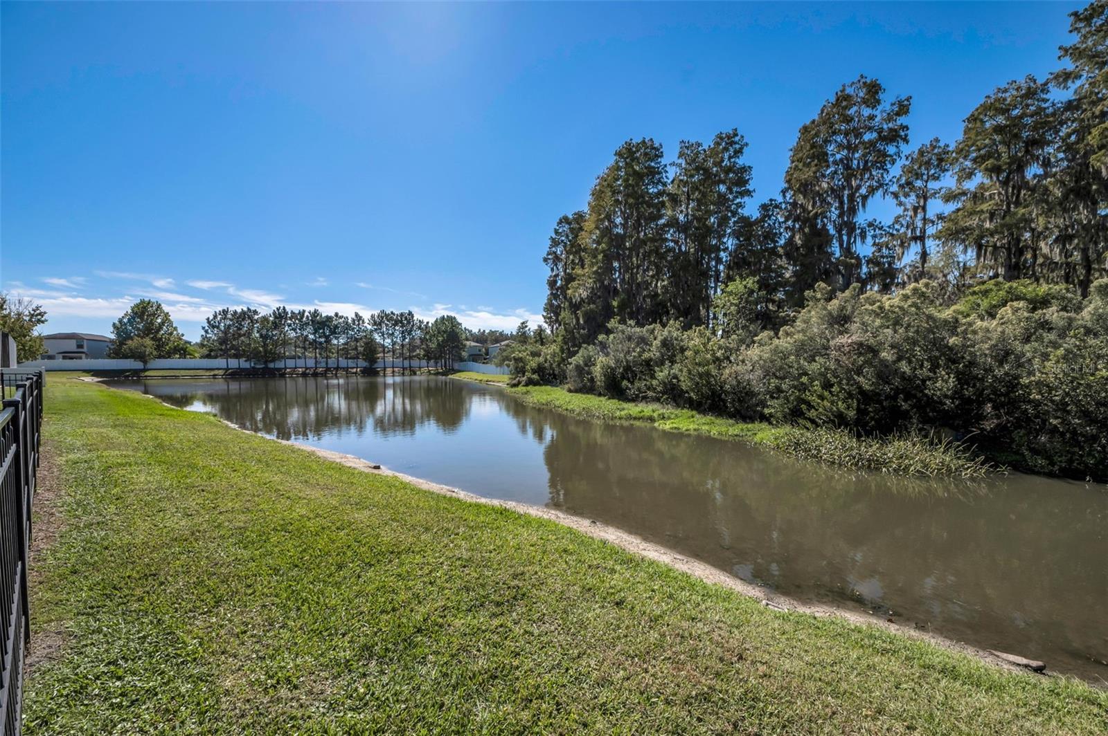 VILLAGES/TRINITY LAKES - Residential