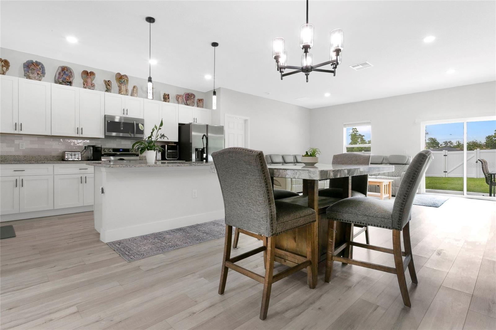 13042 SW 35TH CIRCLE