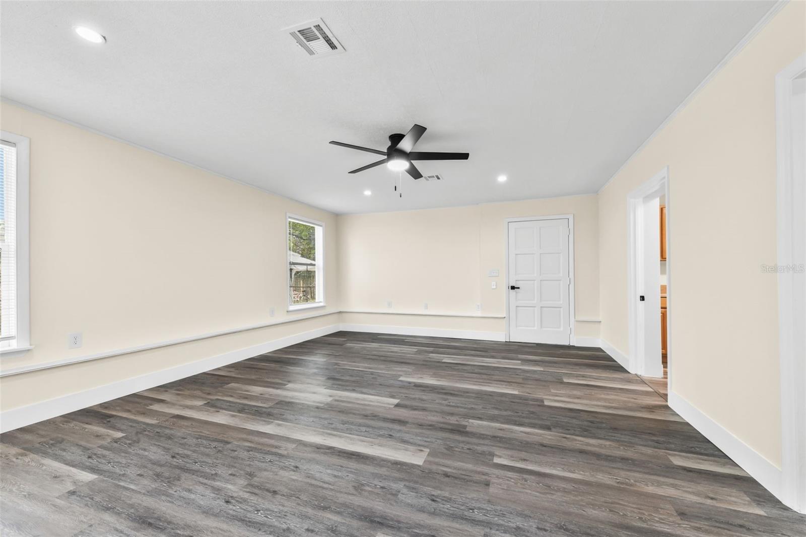 EASTBROOK SUB UNIT 05 - Residential