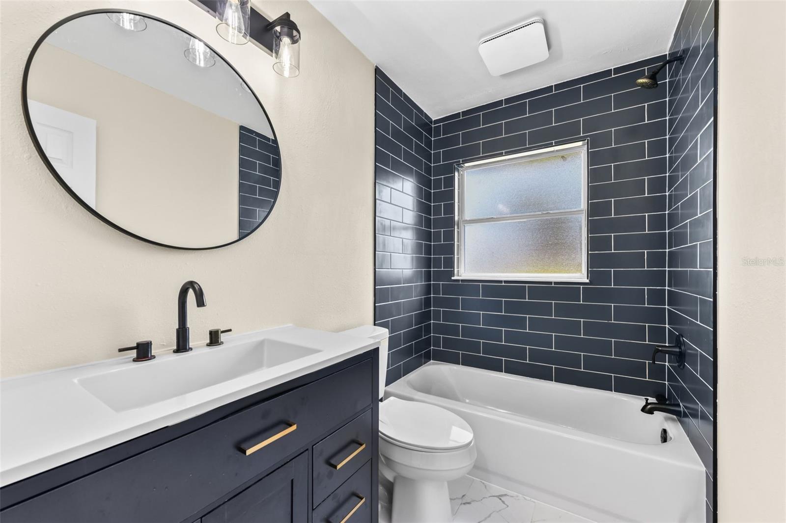 EASTBROOK SUB UNIT 05 - Residential