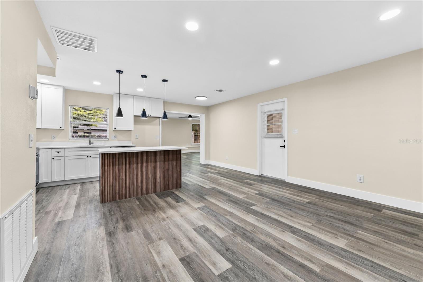 EASTBROOK SUB UNIT 05 - Residential