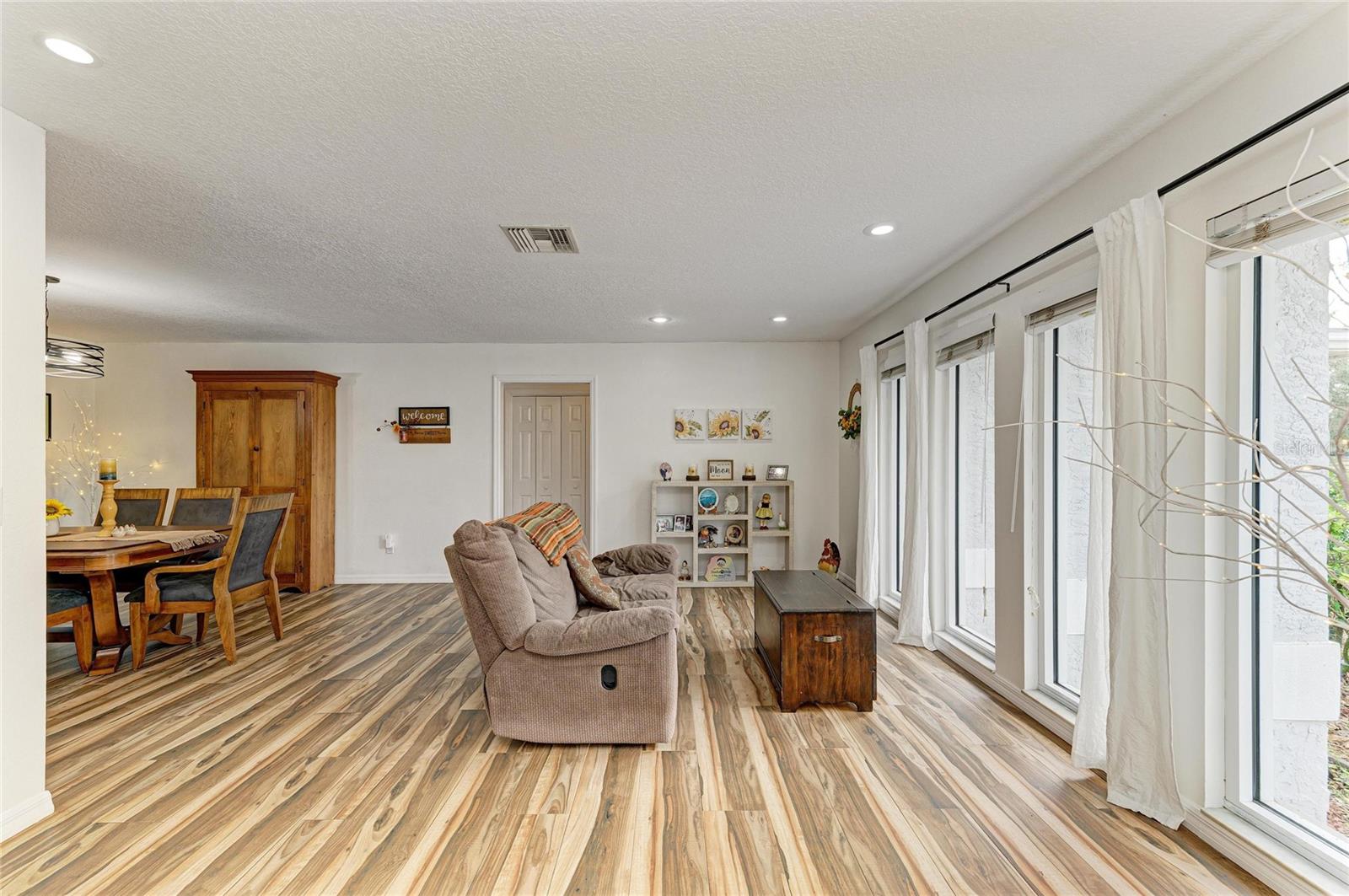 FOX CREEK ACRES - Residential