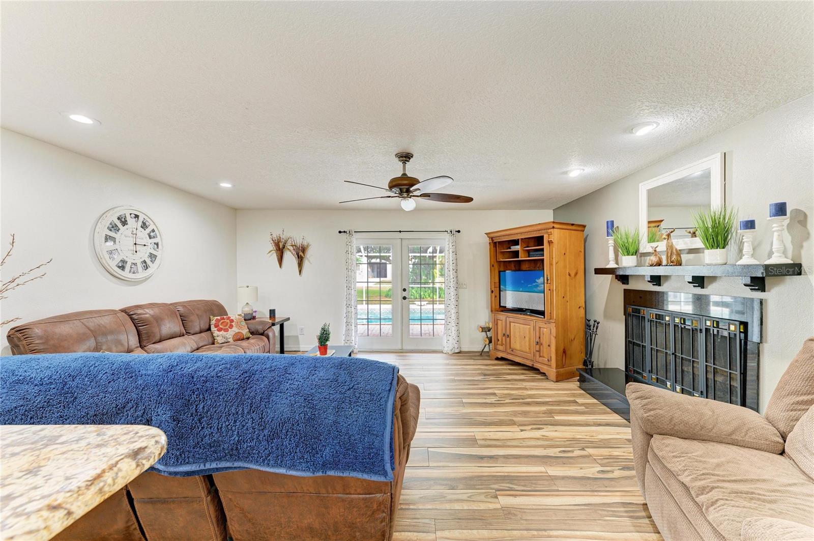 FOX CREEK ACRES - Residential