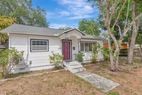 Photo of 4939 Haines Road N, St Petersburg, FL 33714 (MLS # TB8503985)