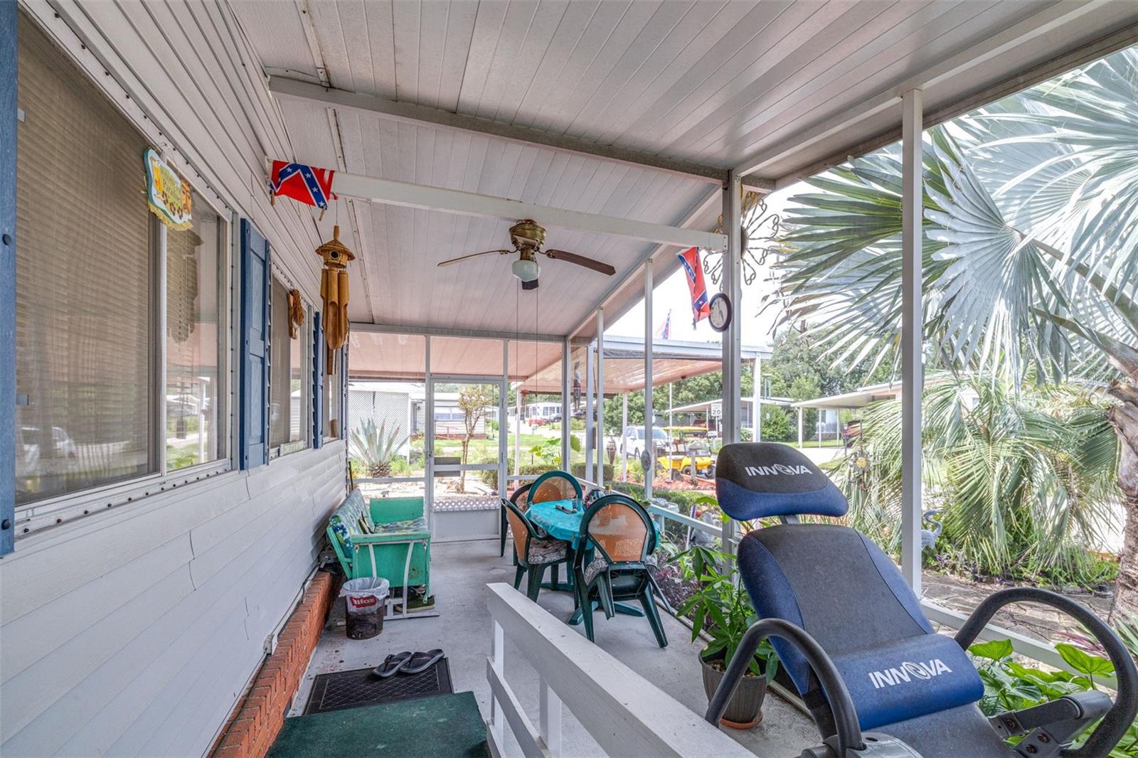 8 WOODLAND CIRCLE