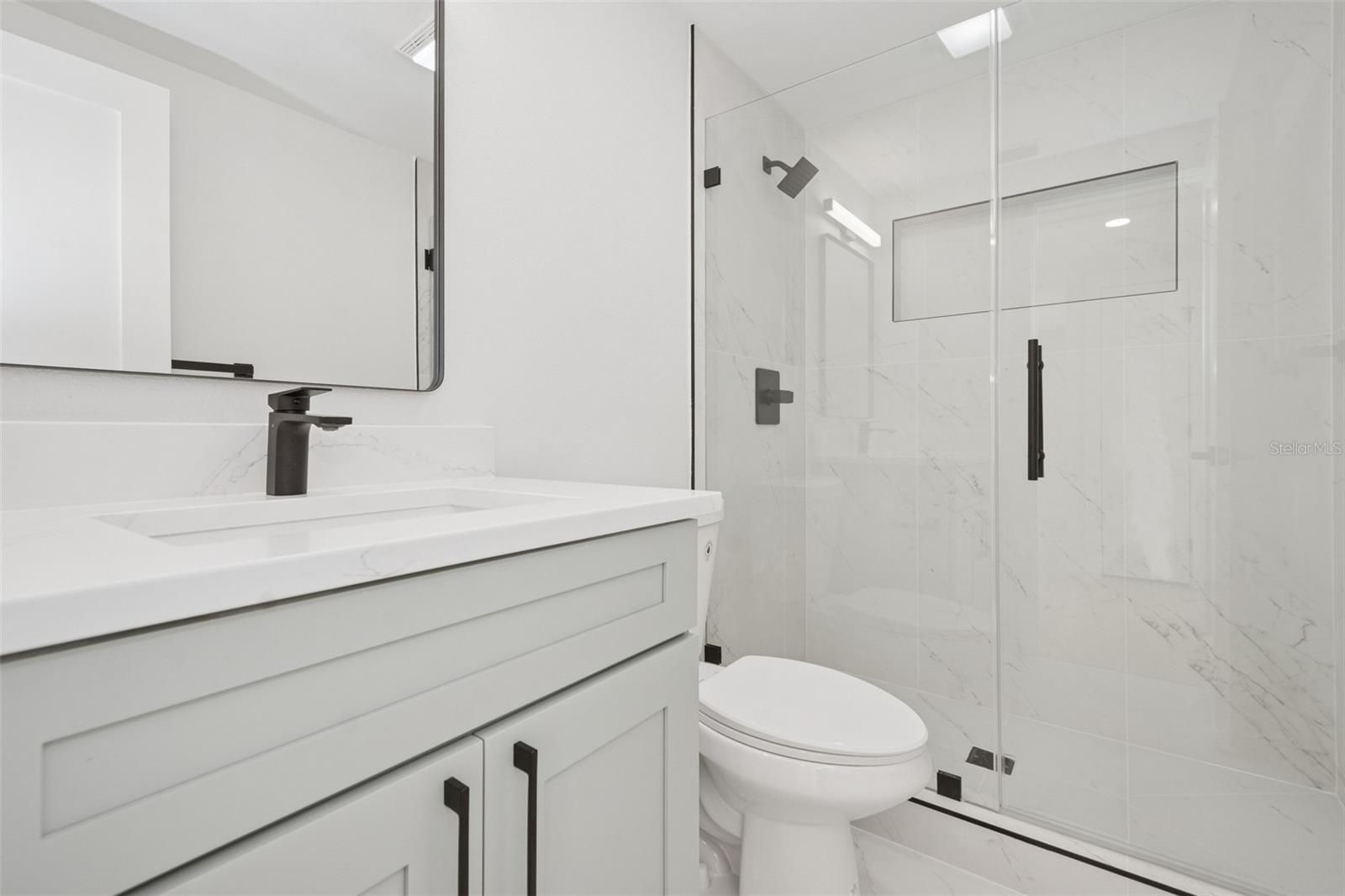 PINE LAWN - Residential