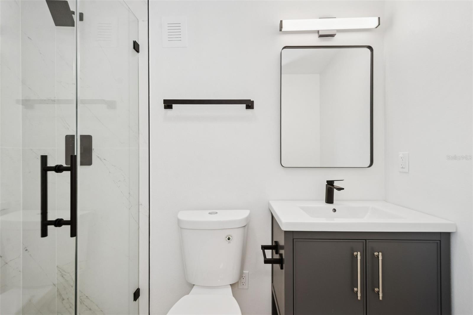 PINE LAWN - Residential