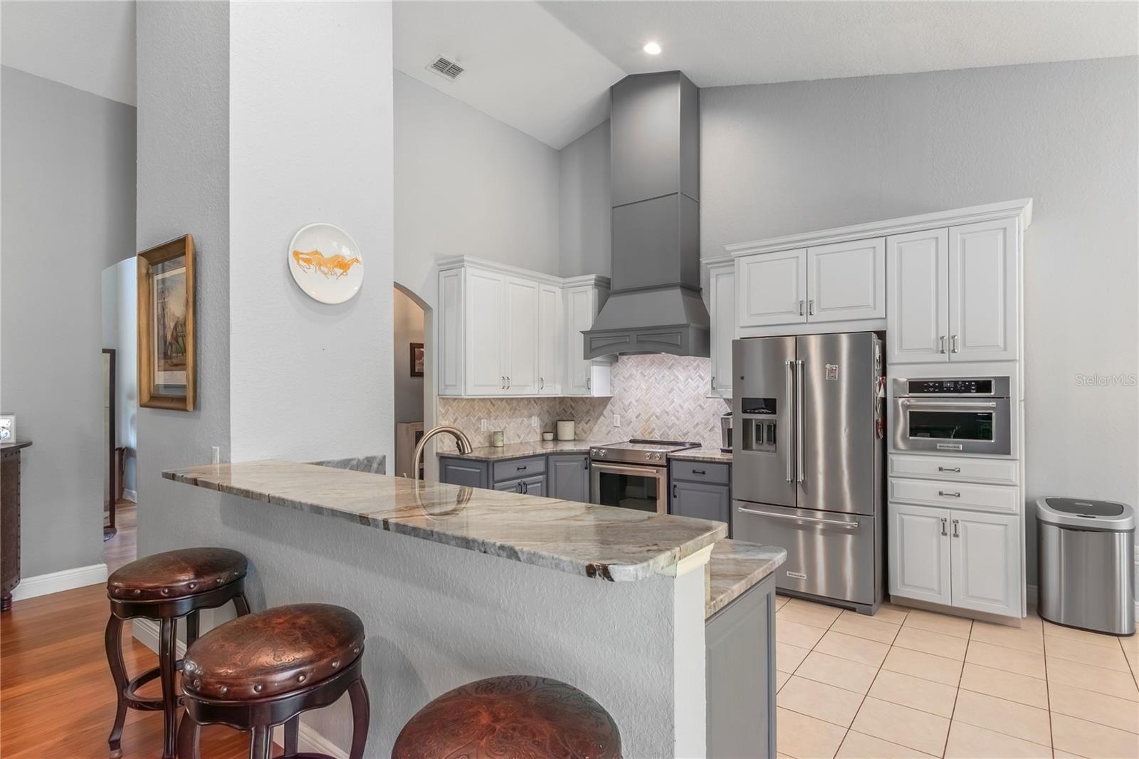 DORCHESTER ESTATES - Residential