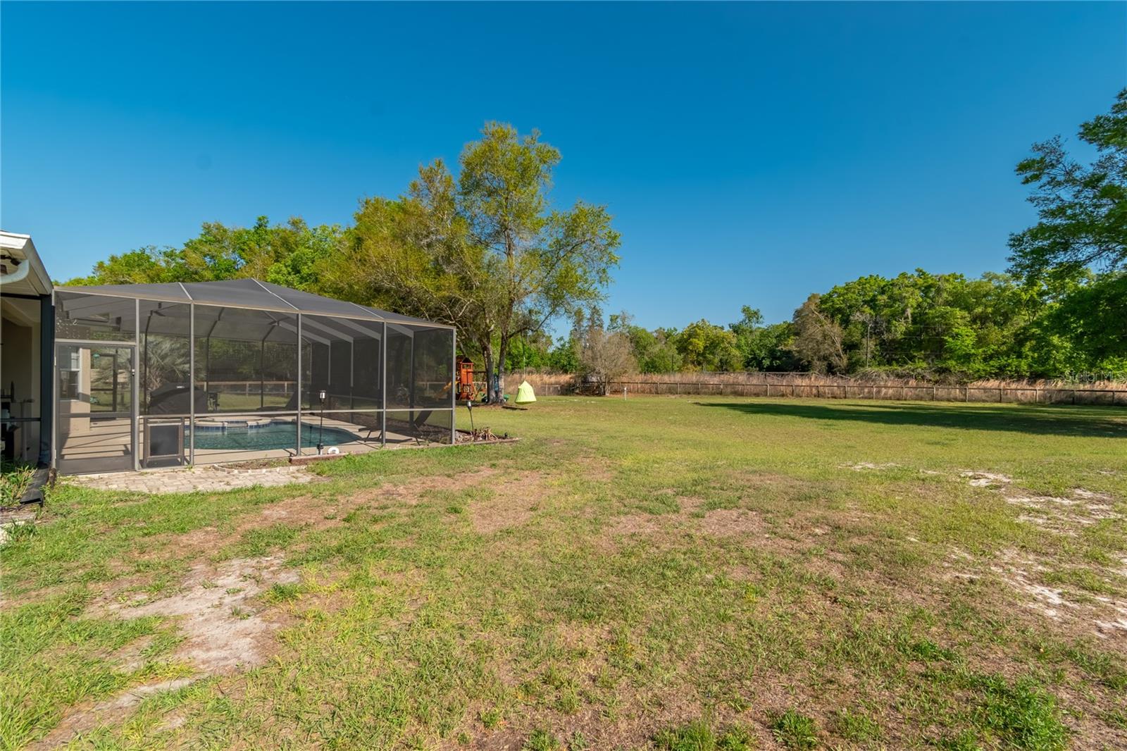 DORCHESTER ESTATES - Residential