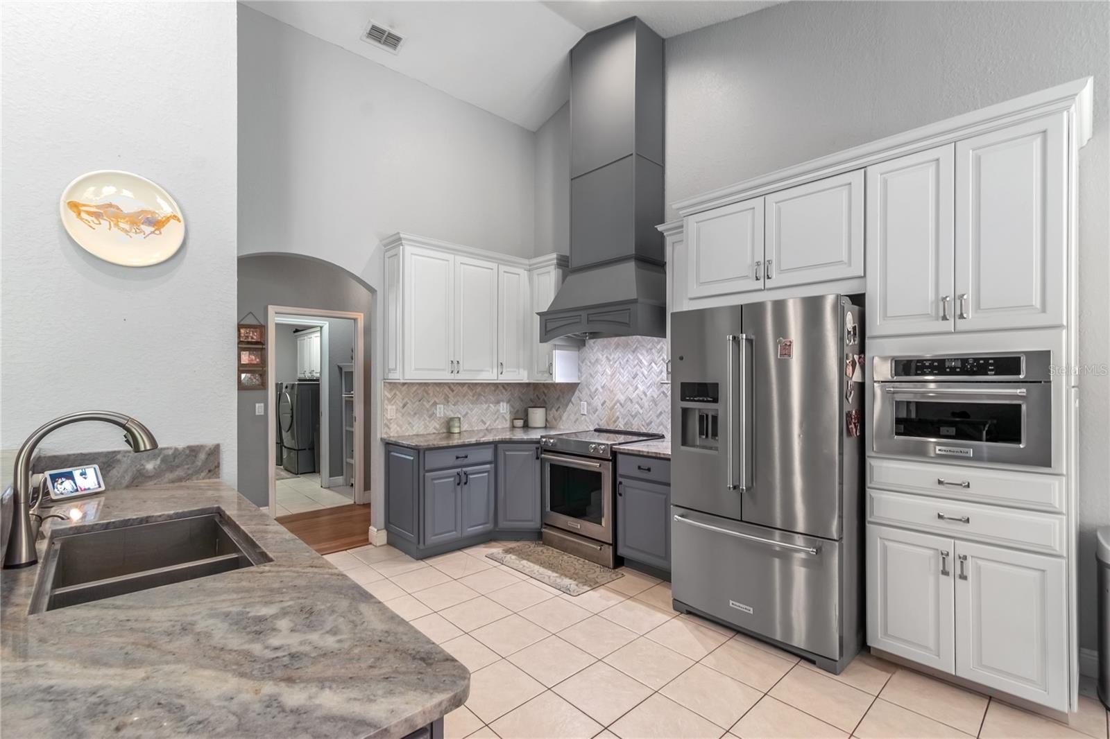 DORCHESTER ESTATES - Residential