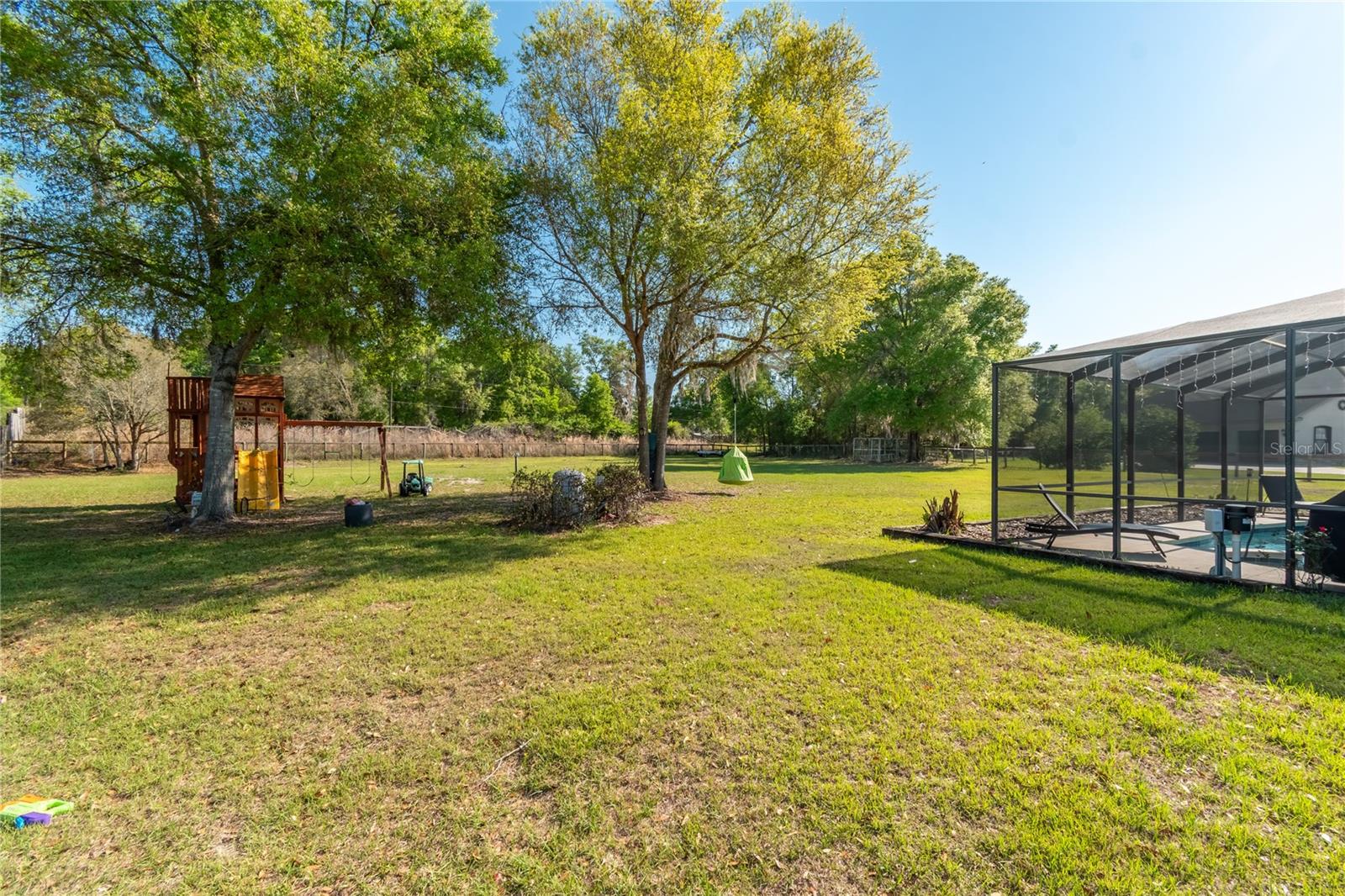 DORCHESTER ESTATES - Residential