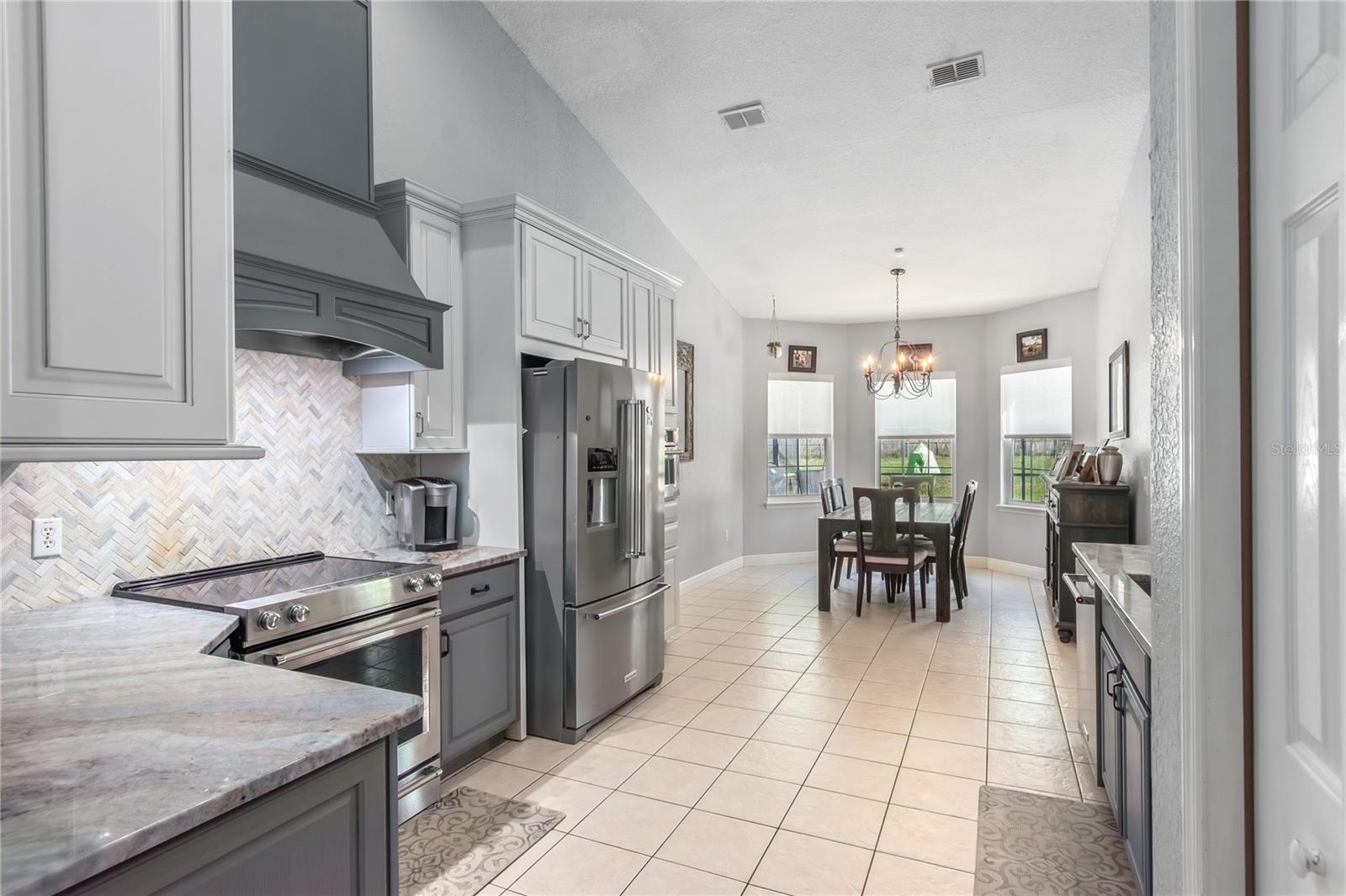 DORCHESTER ESTATES - Residential