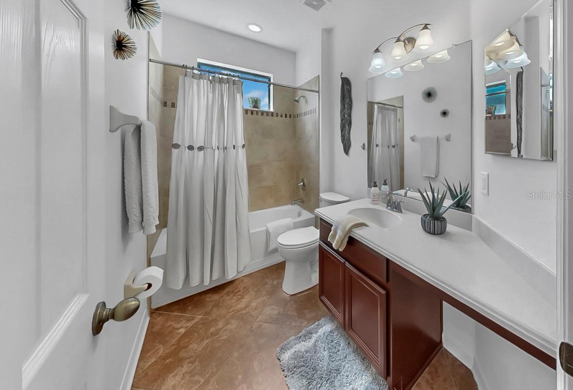 OAK CREEK PRCL 4 - Residential