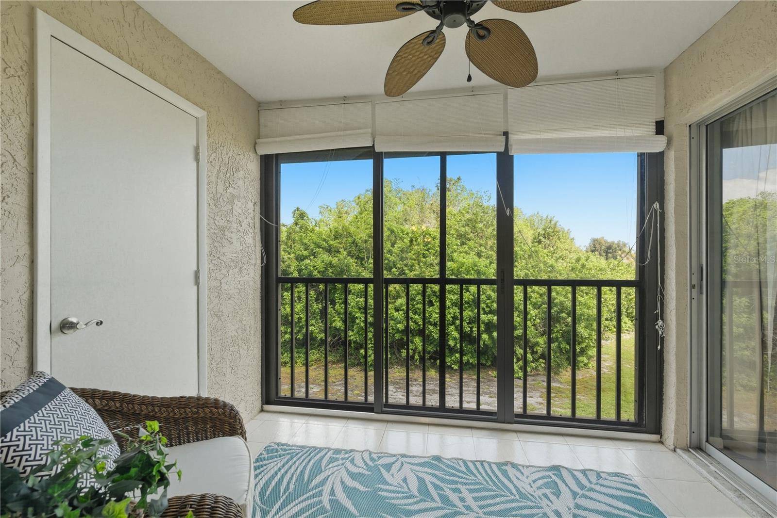 SHADOW LAKES - Residential