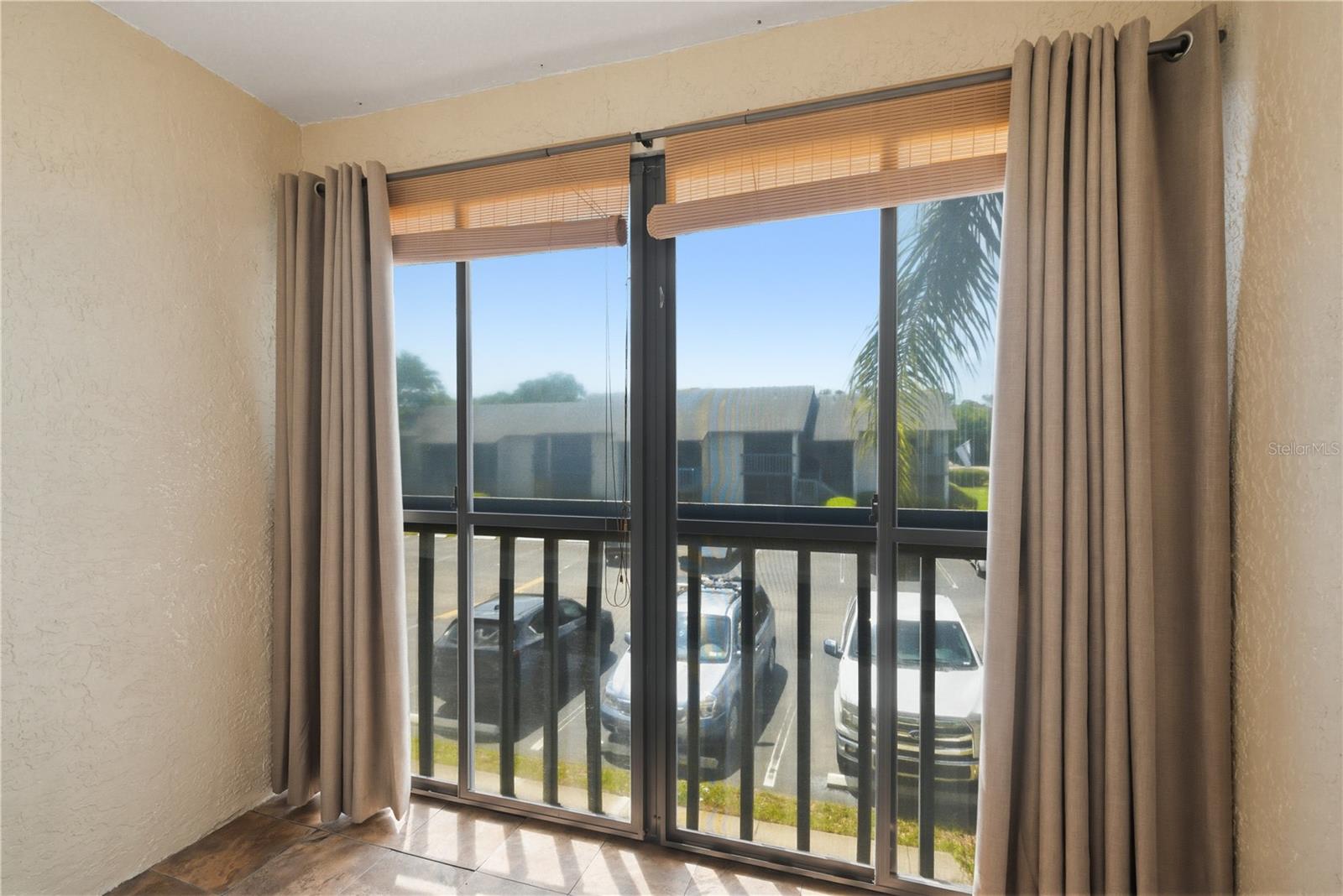 SHADOW LAKES - Residential