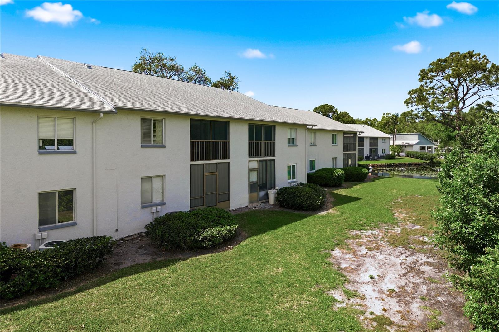 SHADOW LAKES - Residential