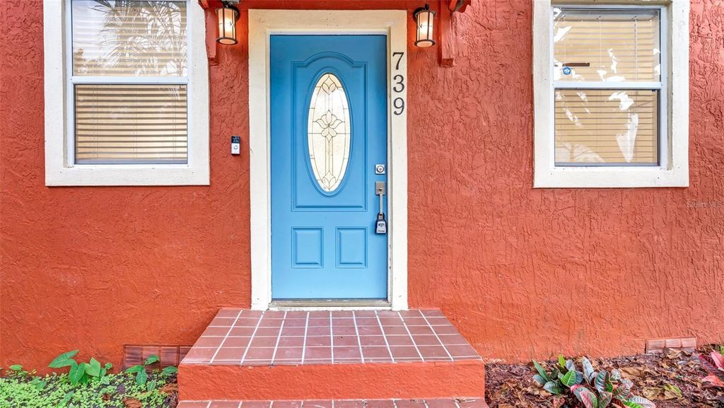 Photo of 739 27th Avenue W, Bradenton, FL 34205 (MLS # TB8469034)