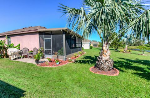 A home in PARRISH