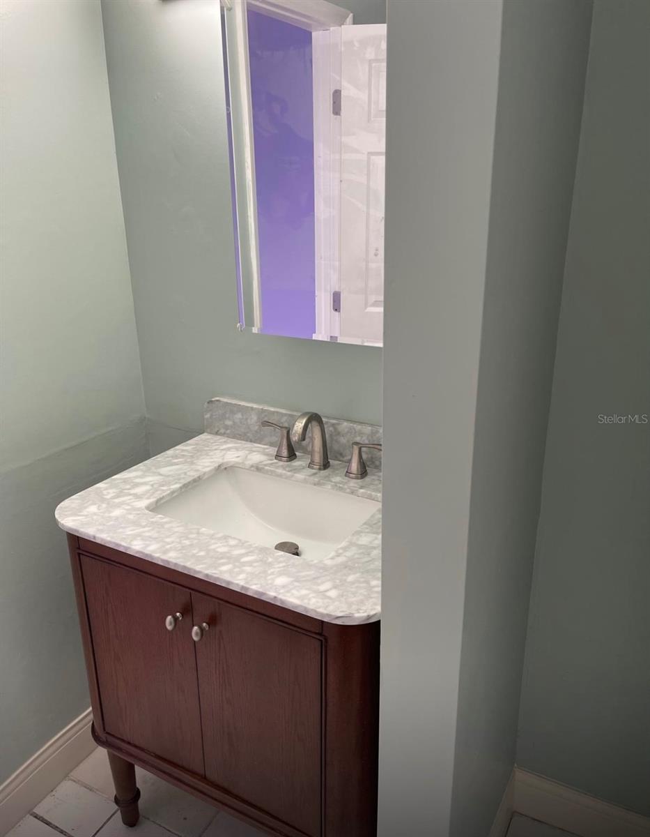 COACHMAN CREEK CONDO - Residential Lease